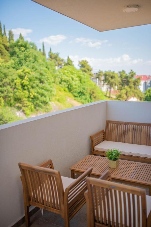 Stylish Two Bedroom Apartment At Ljubovic-Hill Park Podgorica Exterior foto